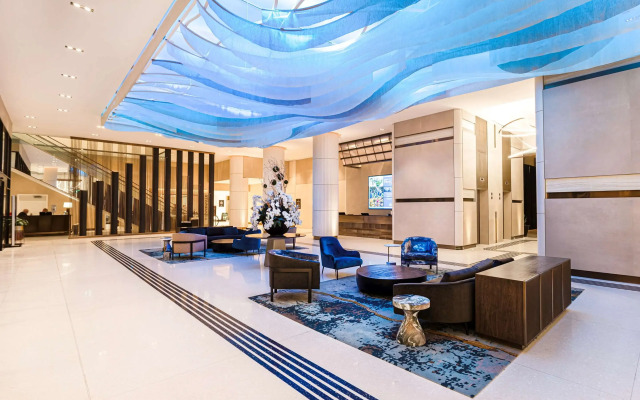 Hilton Niagara Falls/Fallsview Hotel & Suites