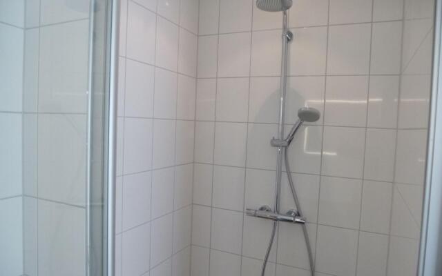 Contemporary Apartment in Kamperland Near Lake