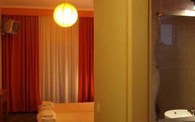Giorgio Apartments