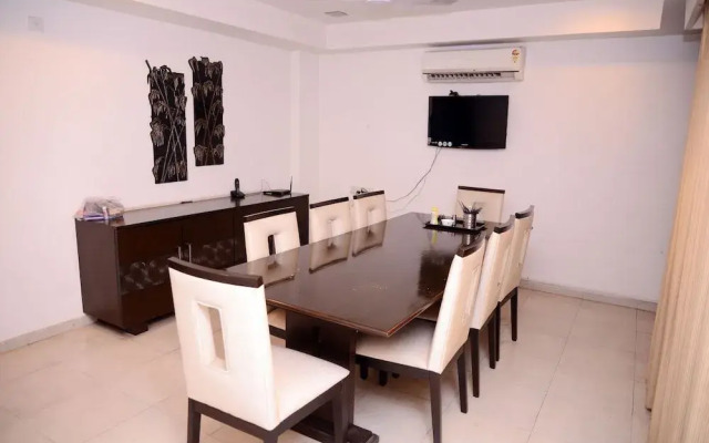 JK Rooms 146 Check Inn Service Apartment