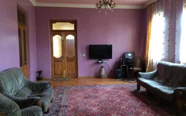 Talo's Guest House