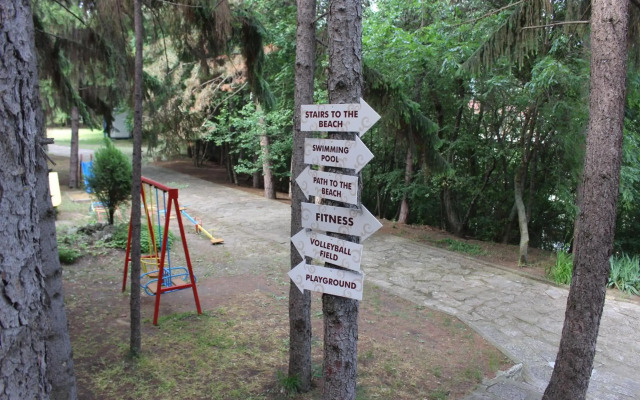 Park Hotel Briz All Inclusive- Free Parking