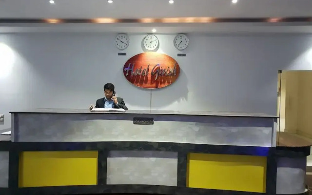 Hotel Girish