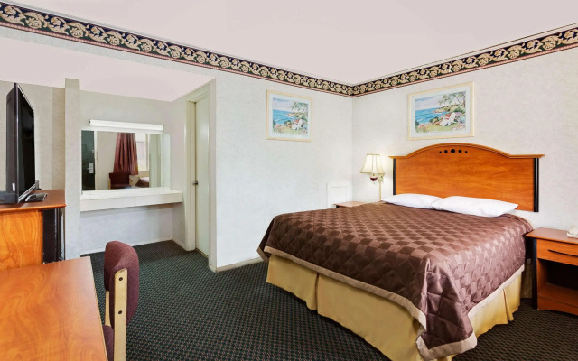 Knights Inn Madison Heights, VA