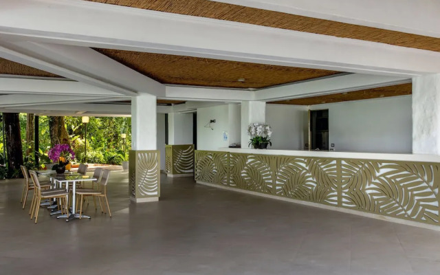 La Mariposa Hotel