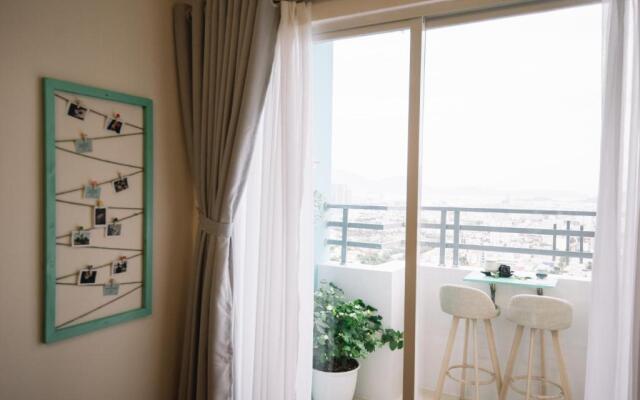 Da Nang Daisy Apartment 1 Beach View