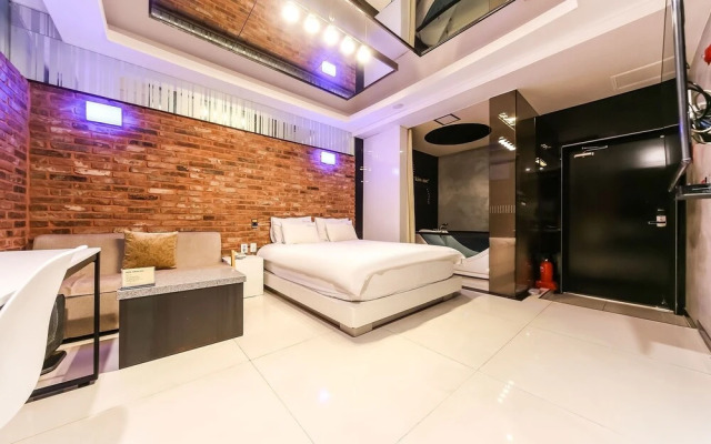 Pohang Jukdo Market 11AVENUE(11 Avenue)