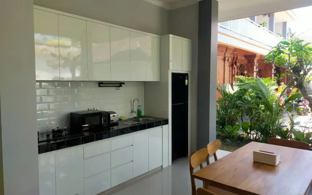 Kubu Gena Guesthouse Canggu