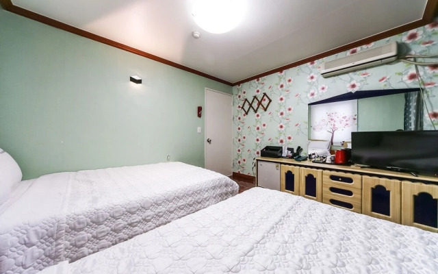 Pohang Yeongildae Day Stay