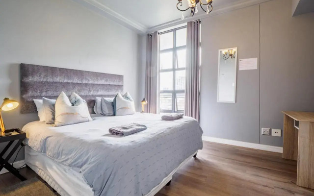 2 Sleeper with King Bed at Point Waterfront