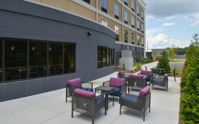 Holiday Inn Express & Suites Bryant - Benton Area by IHG