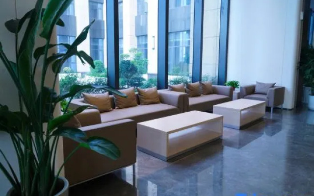 Changxia Longju Hotel