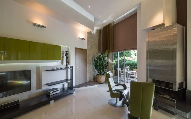 Sunray Hotel