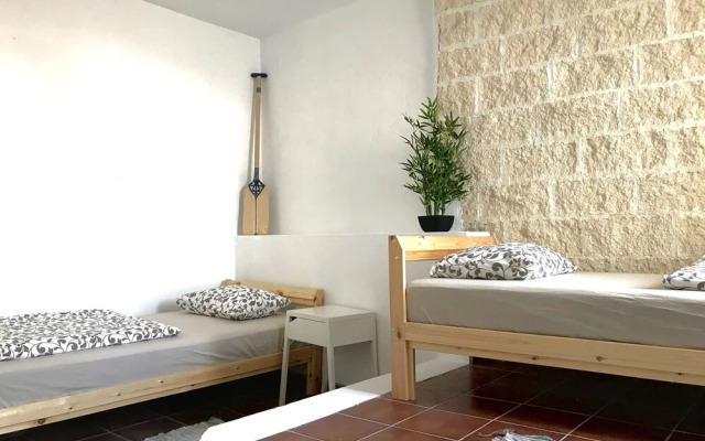 Endless Summer Hostel - Adults Only
