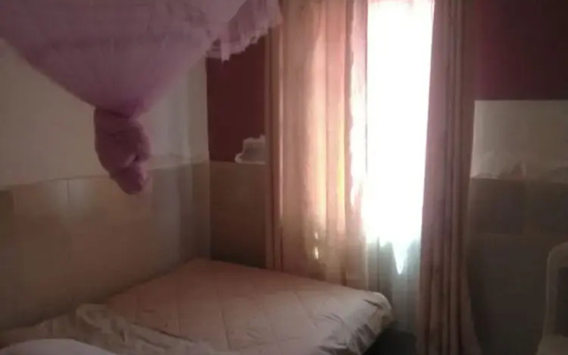 Elsam Mariot guest House