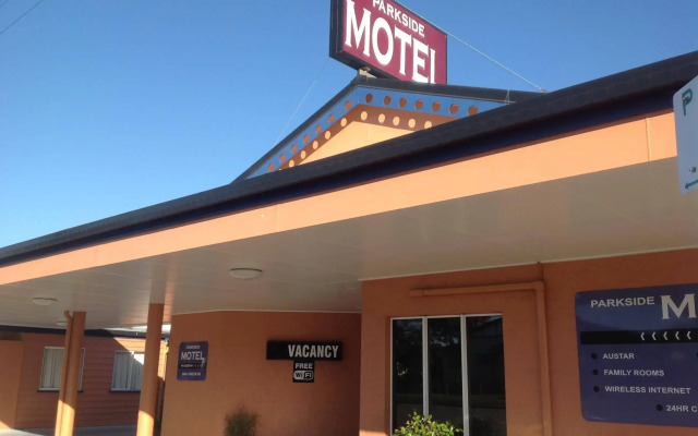 Parkside Motel