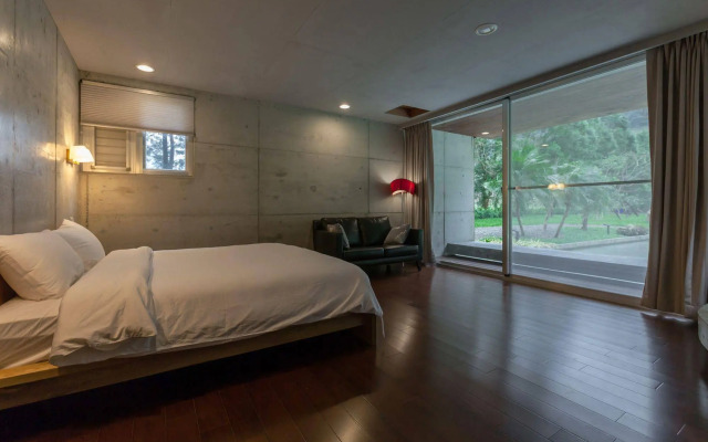 Yu Peng Villa