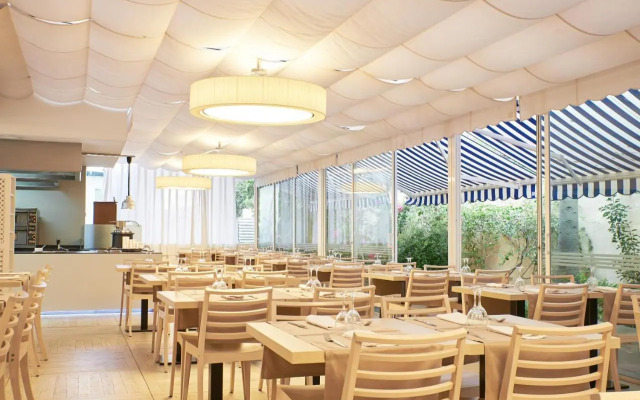 Hotel Dwo Les Palmeres