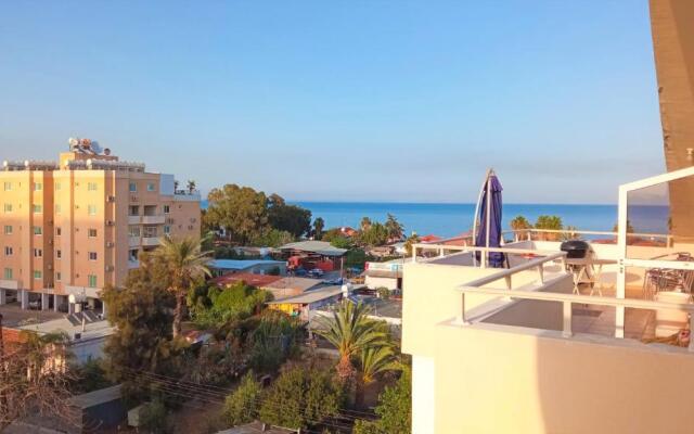 Luxury Maisonette Apartment Sea View Netflix Gym 5 Min From Beach