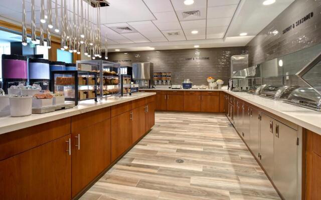 Home2 Suites by Hilton Las Vegas Convention Center