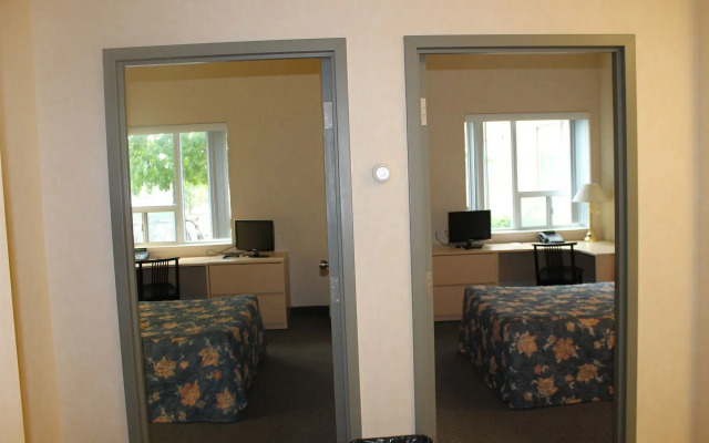 Residence & Conference Centre - Windsor