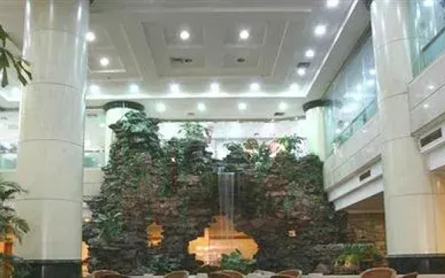 Anhui Fuyang Guomao Hotel - Fuyang