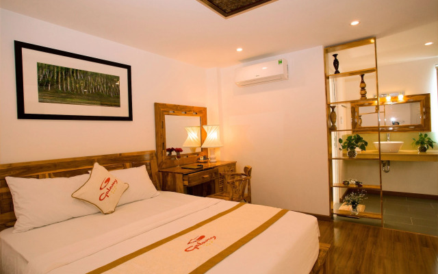 Rex Hotel and Apartment