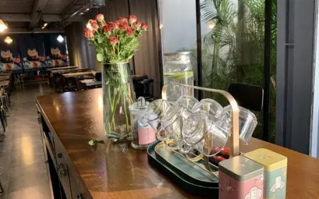 Beihai Oak Bi'an Resort Hotel (Yintan)