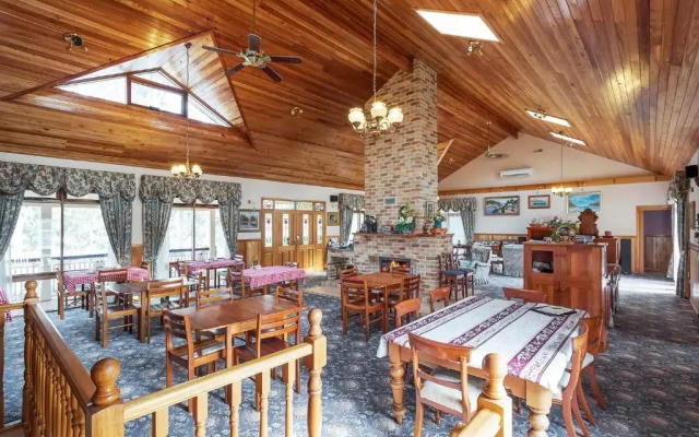 Robyns Nest Boutique Resort