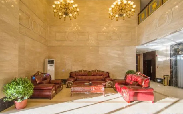 Longqin Yunding Hotel