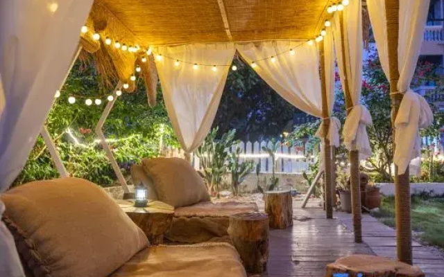 Weizhou Island Xizi Lane Homestay