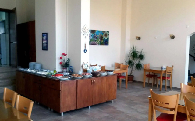 Fora Apart Hotel