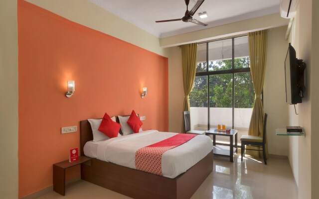 OYO 11485 Hotel Elite Inn