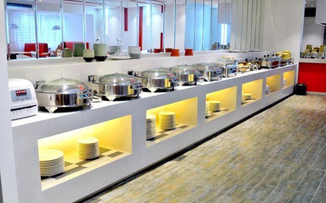 Aishang Hotel (Lecong Furniture Mall, Foshan)