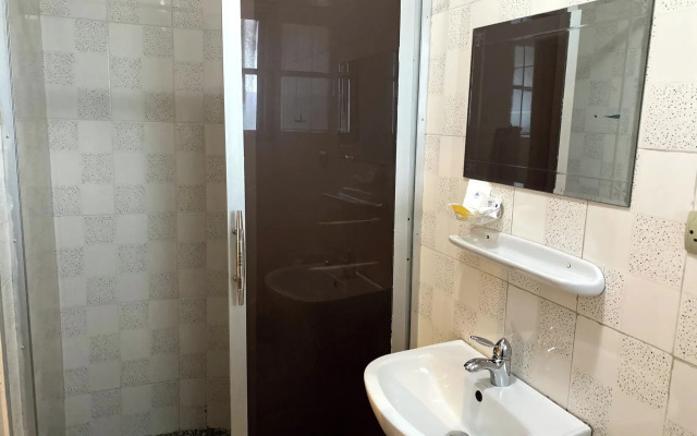 Manjaro Suites