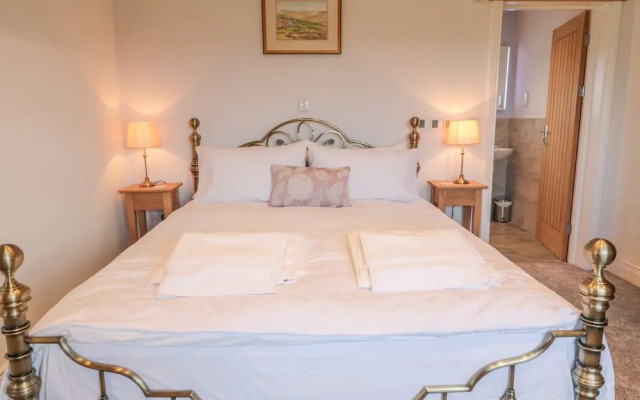 Stublic View The Drive Lodge