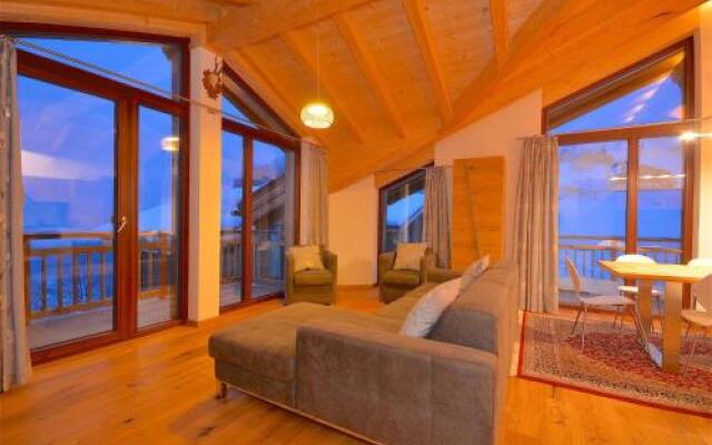Ski-In Ski-Out Chalet Maiskogel 13B By Alpen Apartments