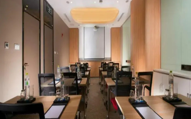 Holiday Inn Express Yancheng City Center