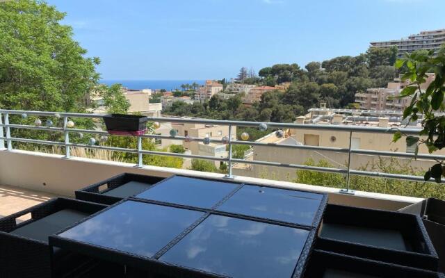 FABRON vue mer 4 personne parking