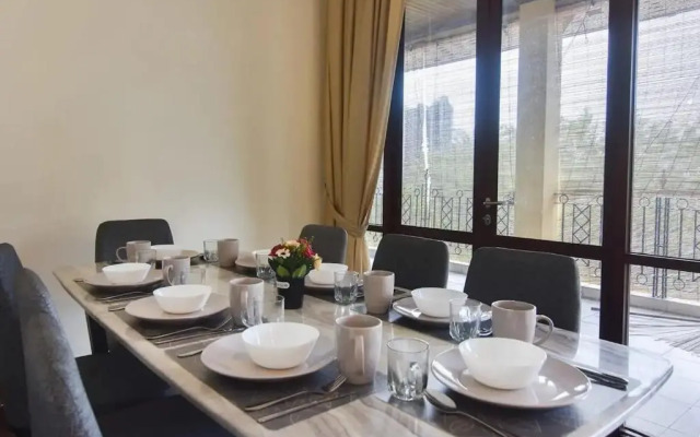 A Spacious & Cozy 5BR Unit in Ampang FREE Parking