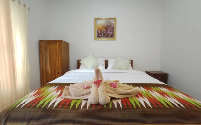Gedhong Hostel – Guest Rooms – Nusa Penida