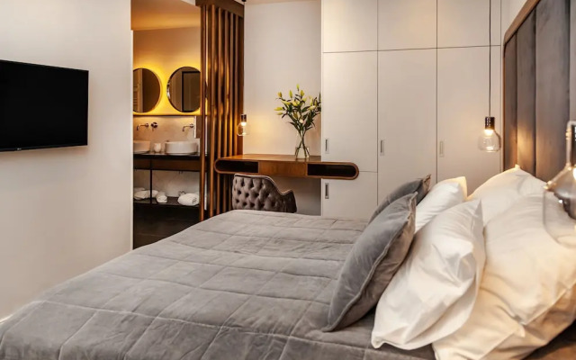 Budapest Eye Luxury Suites