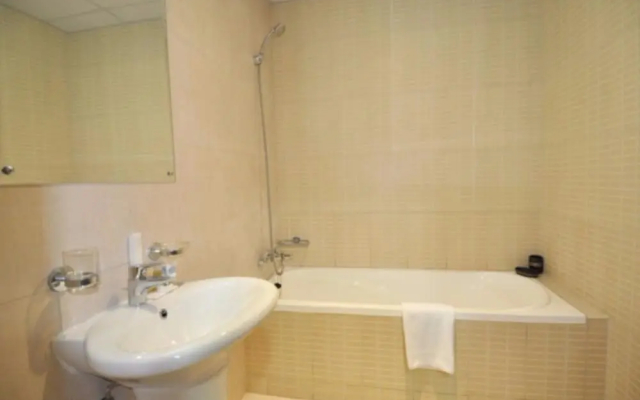 Piks Key- Madison Residences