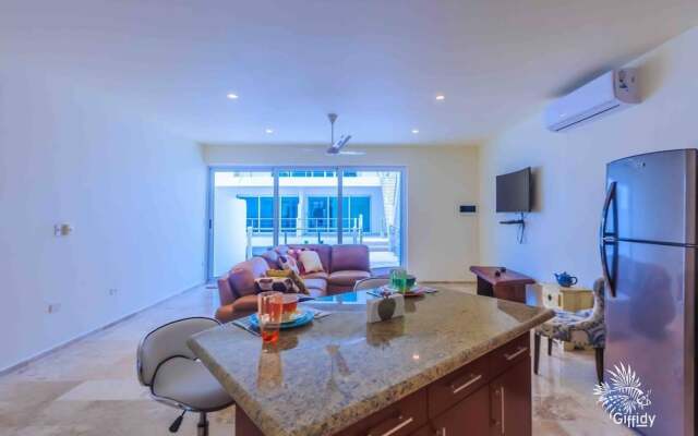 Estrella Del Mar - One Bedroom Suite 102 by Skyrun