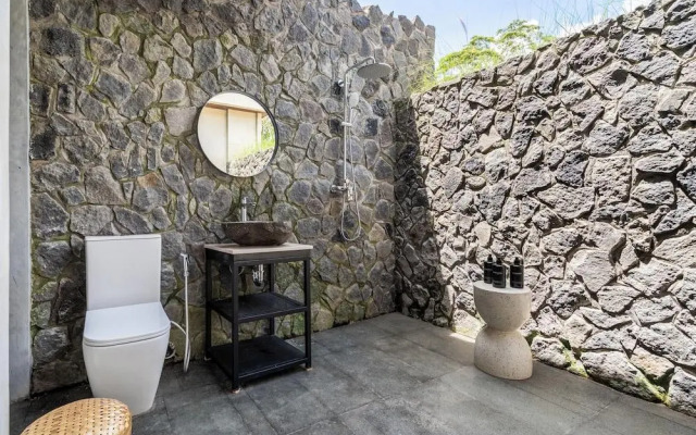 Happiness Villa 7 - Hidden Jungle Retreat & Pool Near Ubud Centre