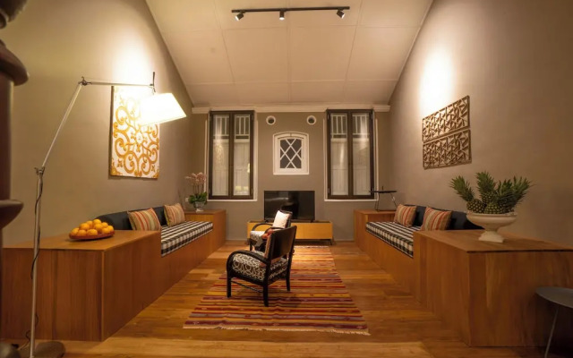 Argus Residence