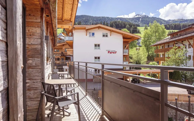 Zugspitz Suites Lermoos by ALPS RESORTS