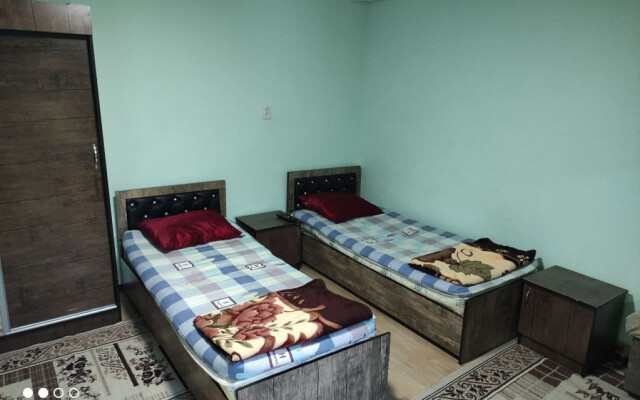 Family guest house Muxammad