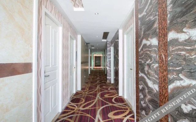 Quzhou Zhuyuan Boutique Hotel (Quzhou High-Speed Railway Station Wanda Plaza)