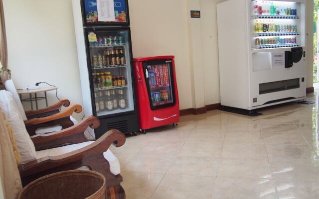 Lalco AR Hotel